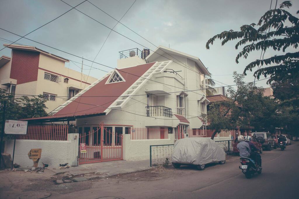 Centrally located in Indiranagar!