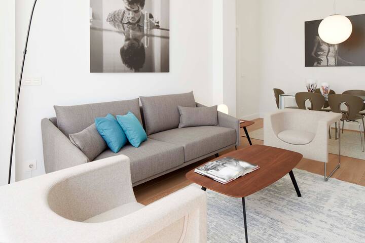 Moon River by FeelFree Rentals gallery image 3