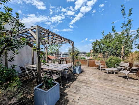 Superb Apartment / Terrace