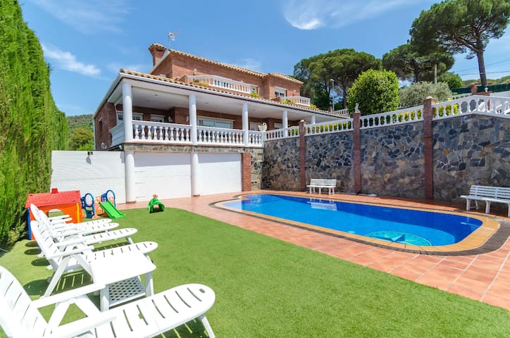 Club Villamar – Champagne gallery image 3