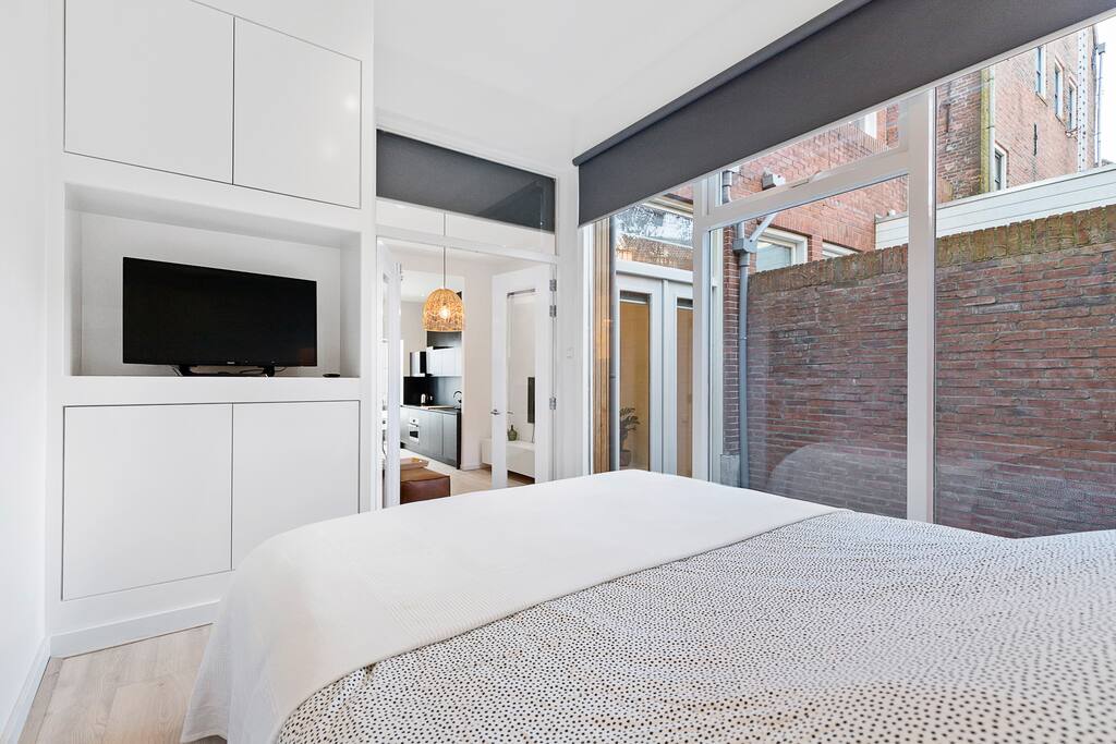 bedroom backside