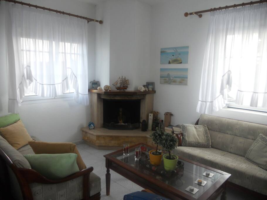 Living room 1