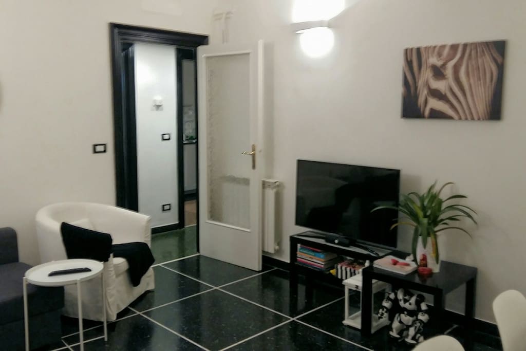Zona living con smart tv 43"