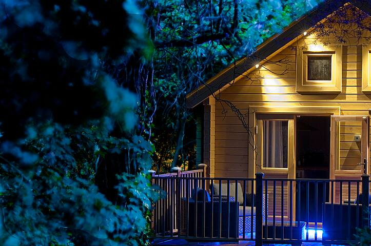 Airbnb Bournemouth Holiday Rentals Places To Stay England