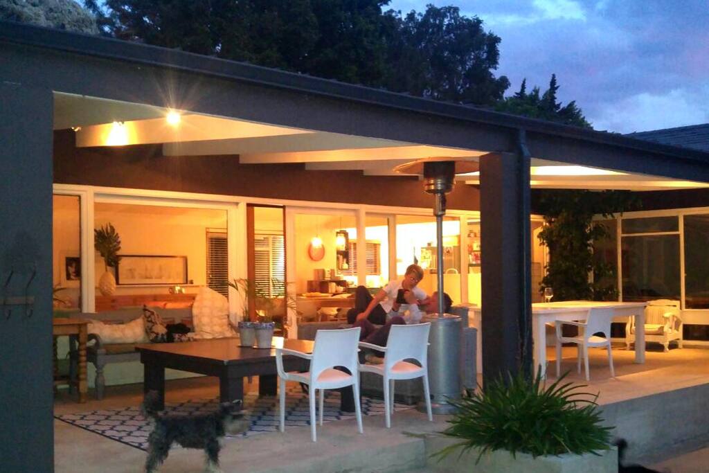 Lovely entertainers stoep area with built in braai.