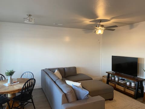 Family friendly townhome w/ designated workspace.