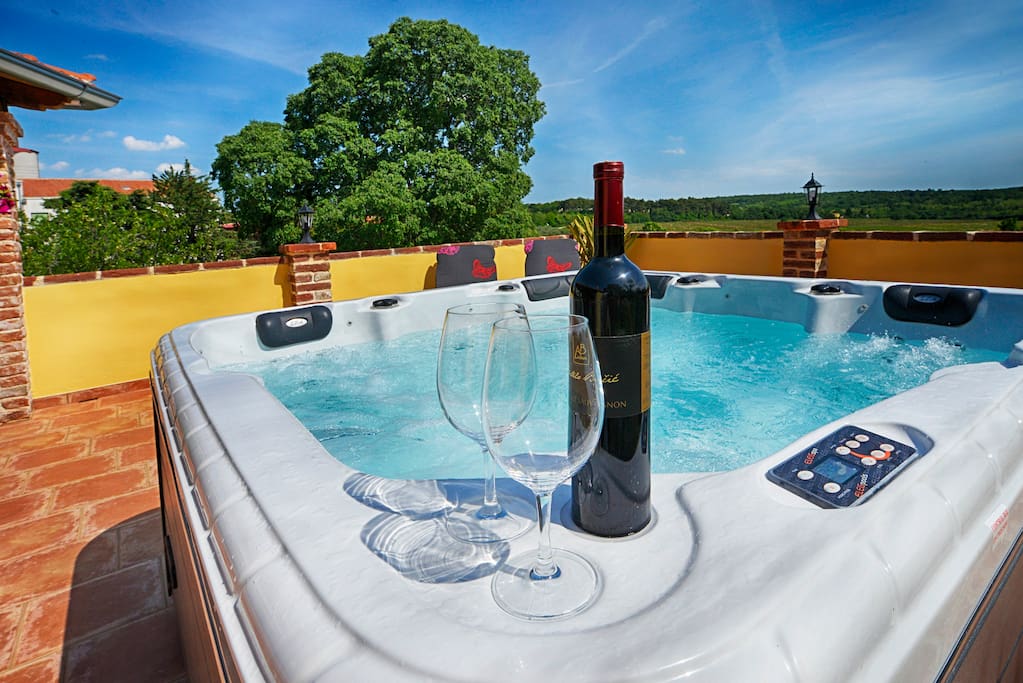 Hot tub