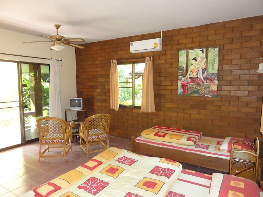 Private Bungalow with dbl and sgl bed