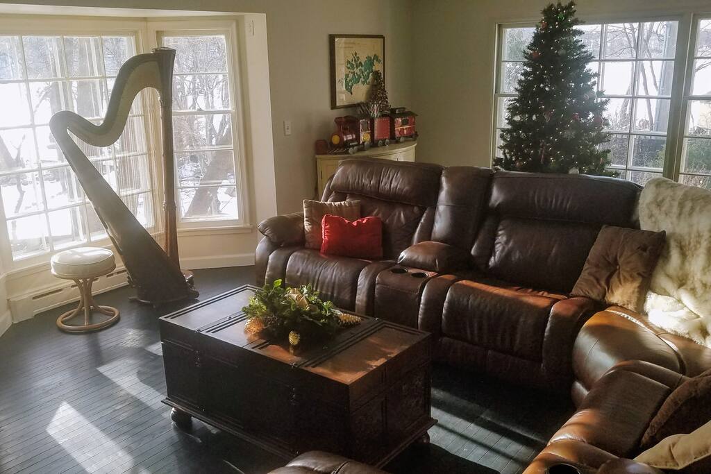 Lakeside living room with 2 large windows facing Lake Minnetonka's North Arm Bay