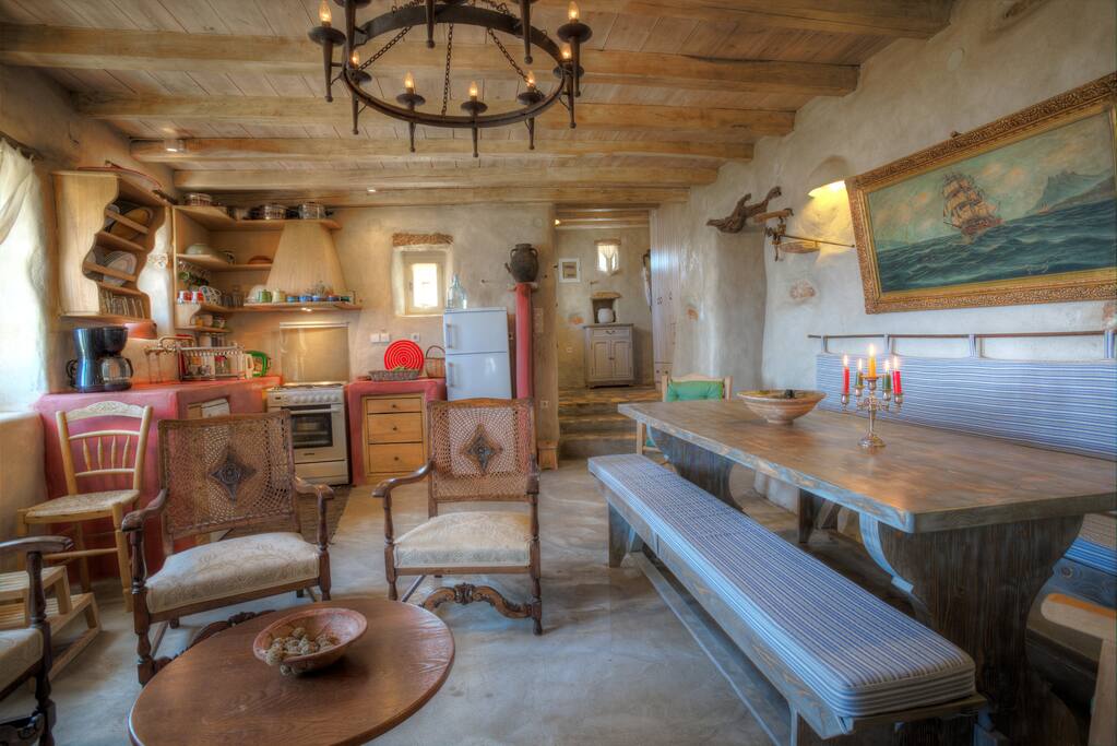 Living/Dining room