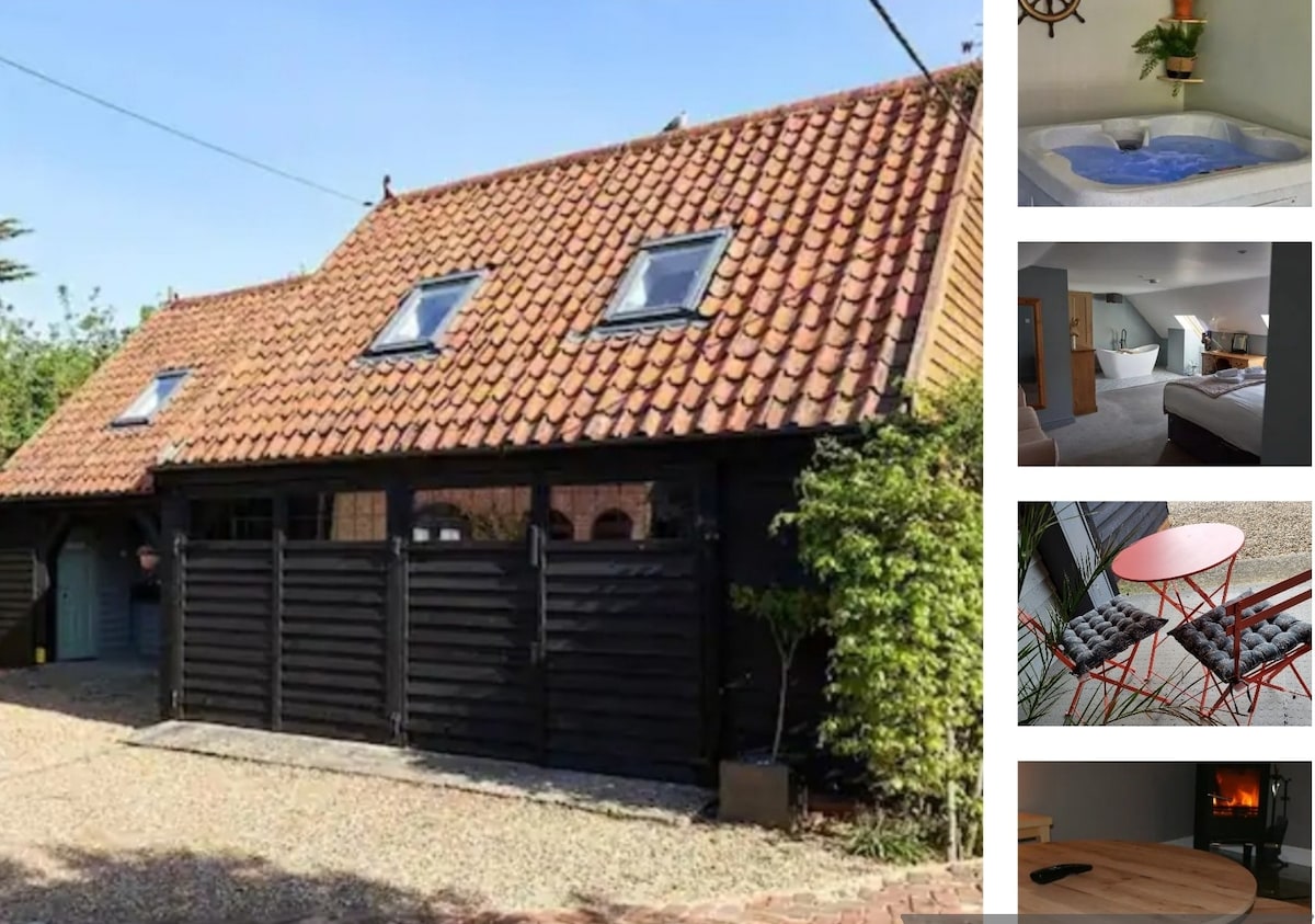 Modern Home for 4 people inc. luxury Hot Tub Guesthouses for Rent in