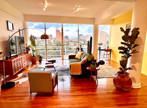 Popular Airbnb listing: STUNNING VIEWS SPACIOUS LUXURY IN HEART OF POLANCO in Miguel Hidalgo