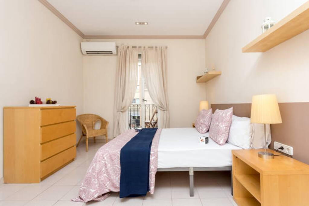 Amplia habitación principal - exterior