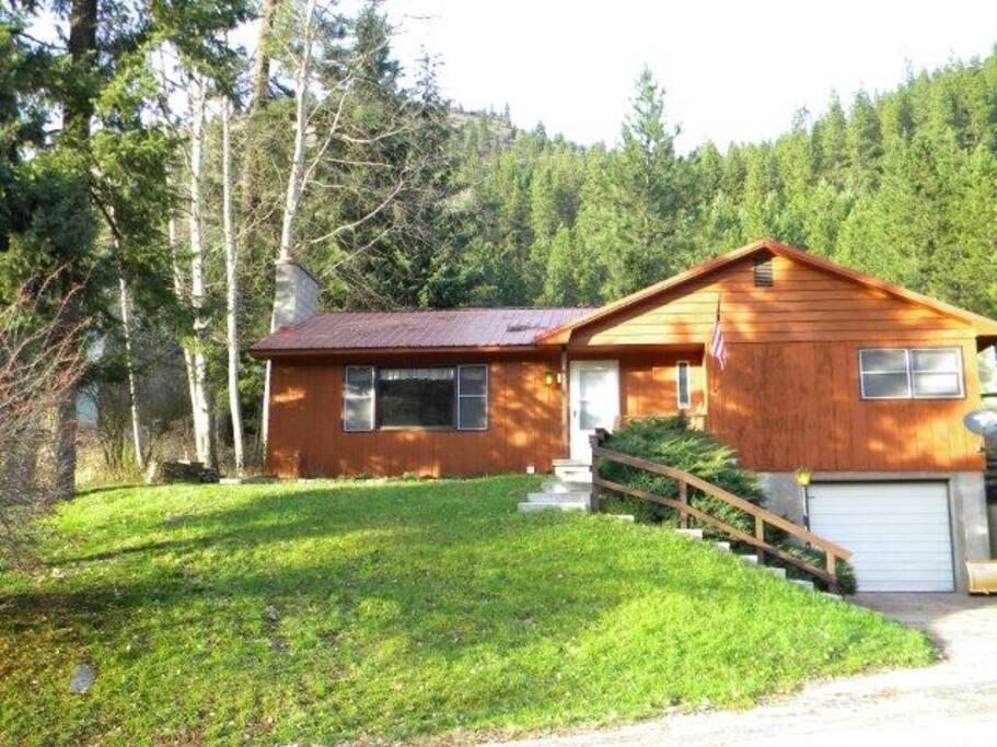 1700 Square feet of comfort!