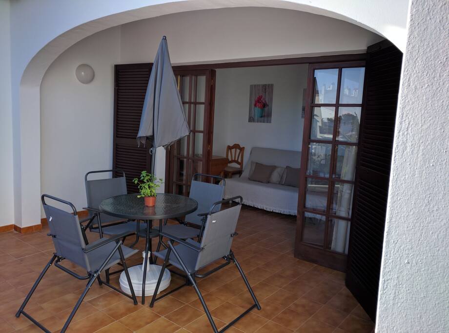 Terraza con Mobiliario