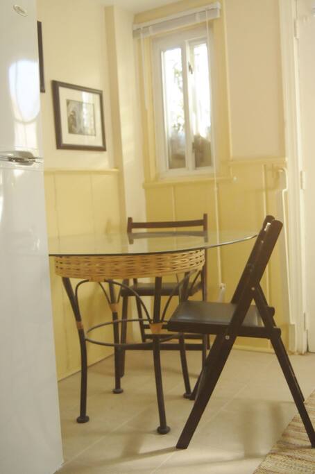 Eating area in kitchen
