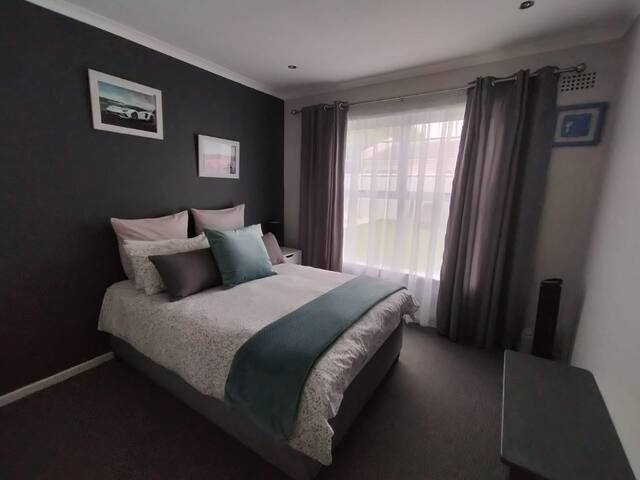 Beautiful home near the beach gallery image 3