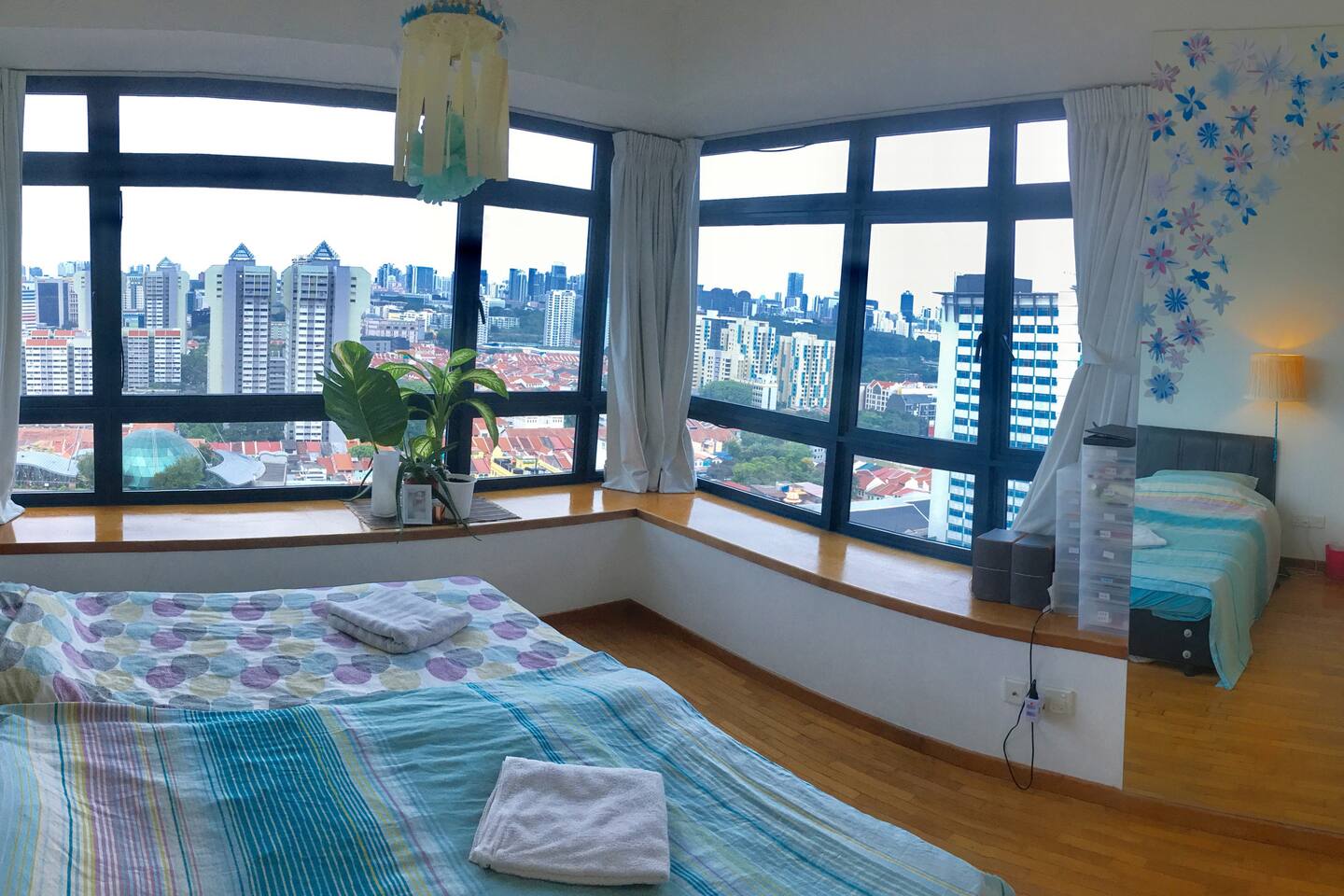 Meuble Salle De Bain Woodstock Argile ~ master bedroom in condo with private bathroom condominiums for Meuble Salle De Bain Woodstock Argile ~ master bedroom in condo with private bathroom condominiums for