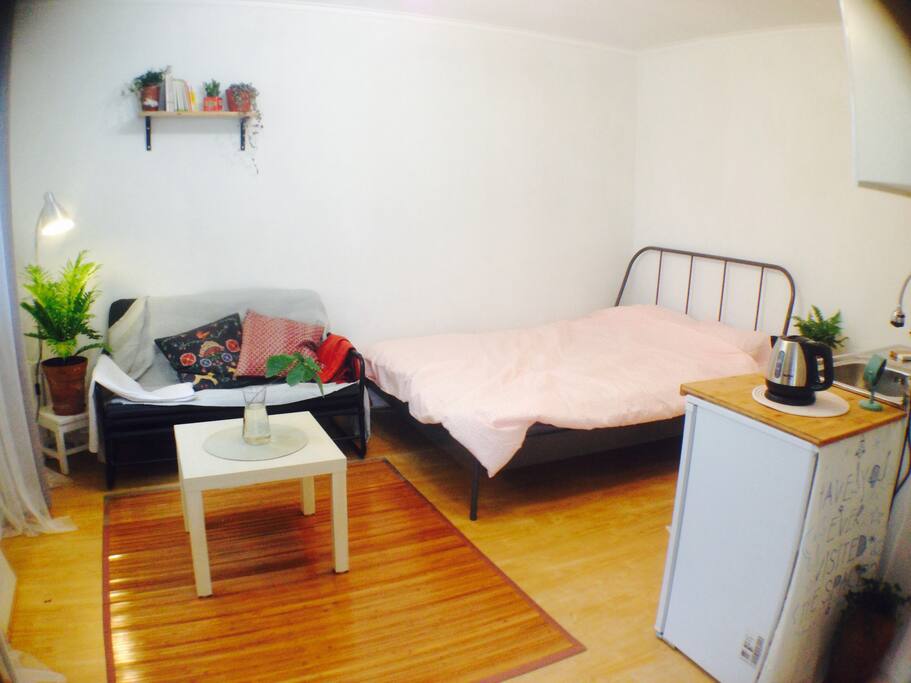 Qeen bed