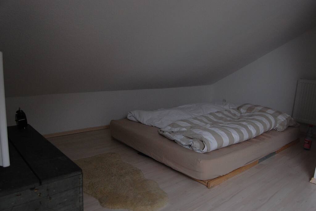Bett 140X200