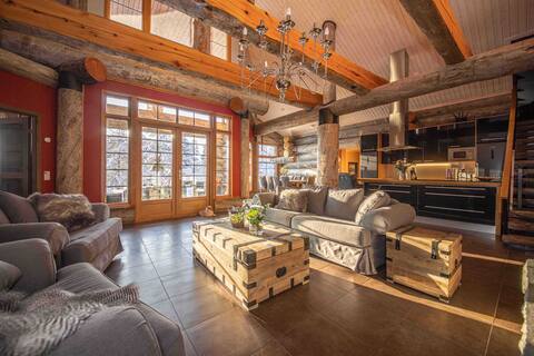 Amazing Villa Huvikumpu, Luxe Log Villa