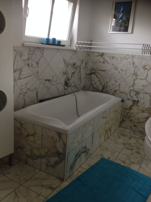 Badzimmer 1 Badewanne