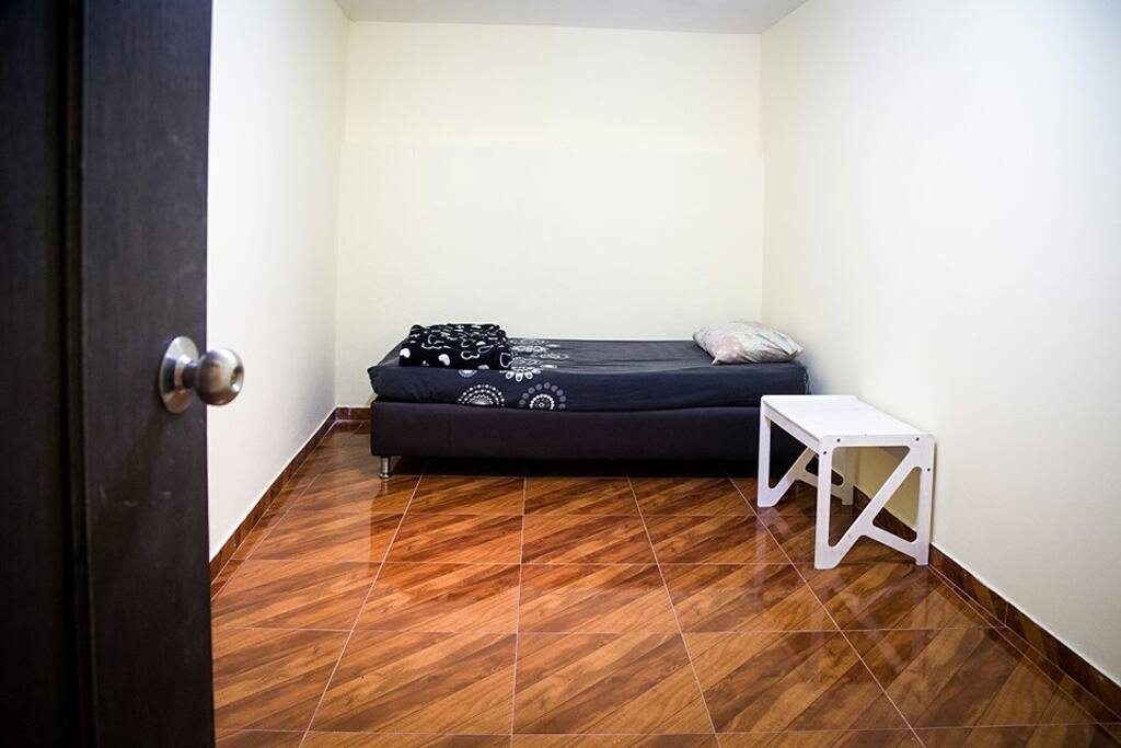 Habitación sencilla / Single room