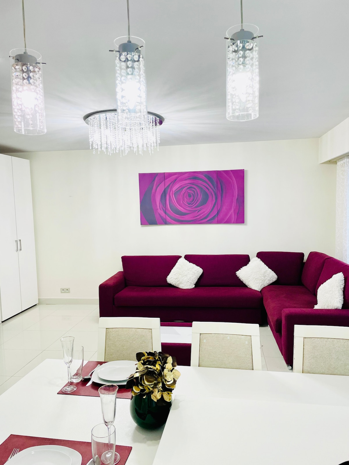 Successful Airbnb property: Unique apart center near the sea in Nice