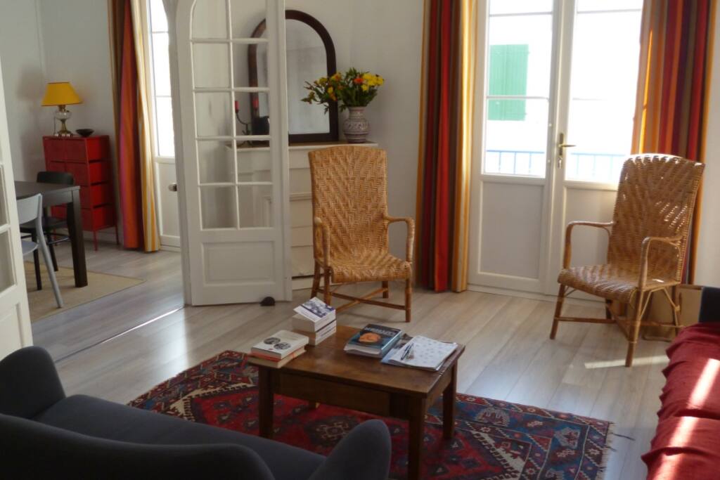 Salon plein sud