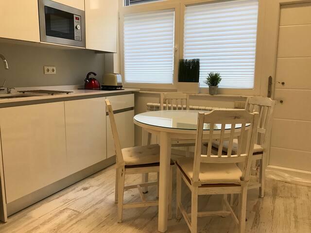 2 NN Estudio con Wifi y Aire Acondicionado