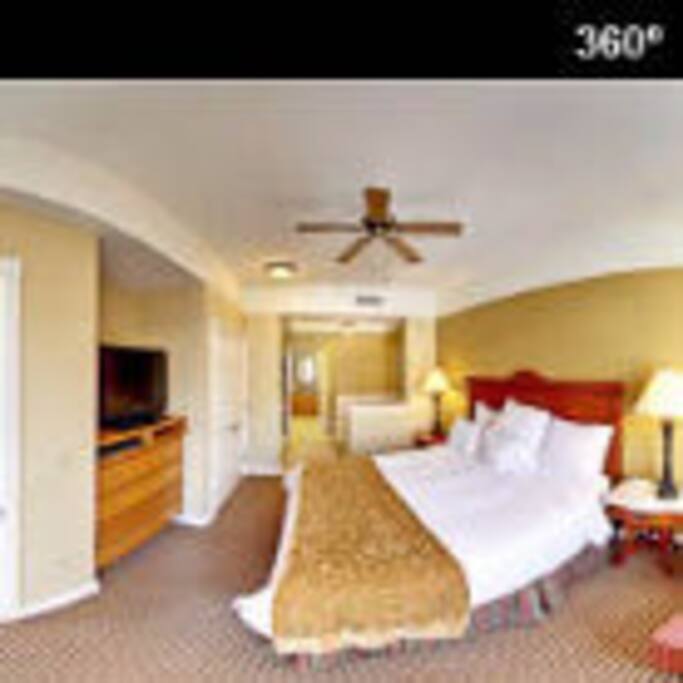 Villa Master Bedroom & Bath
