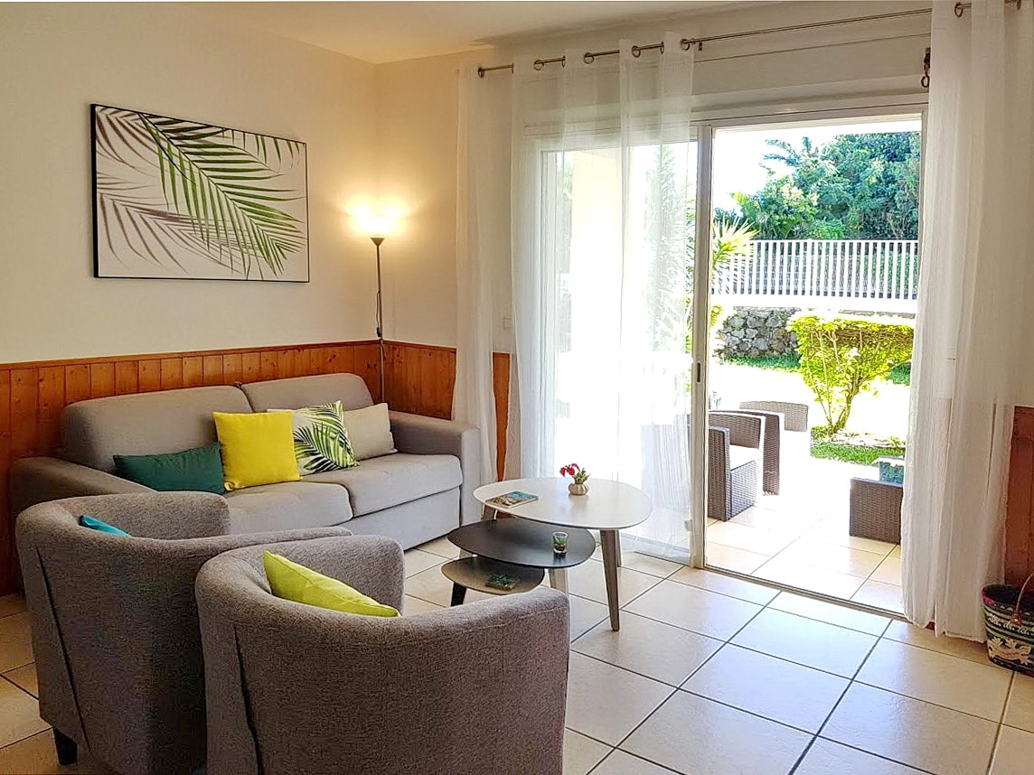 living room with sofa bed 140 x 190