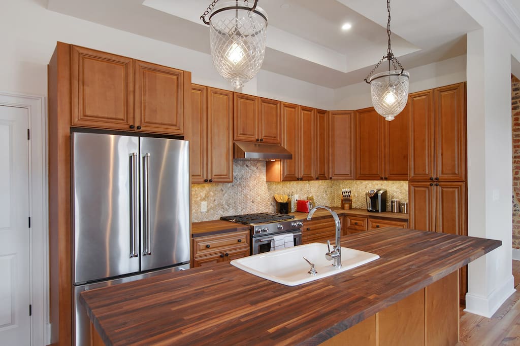 Fully Stocked Kitchen