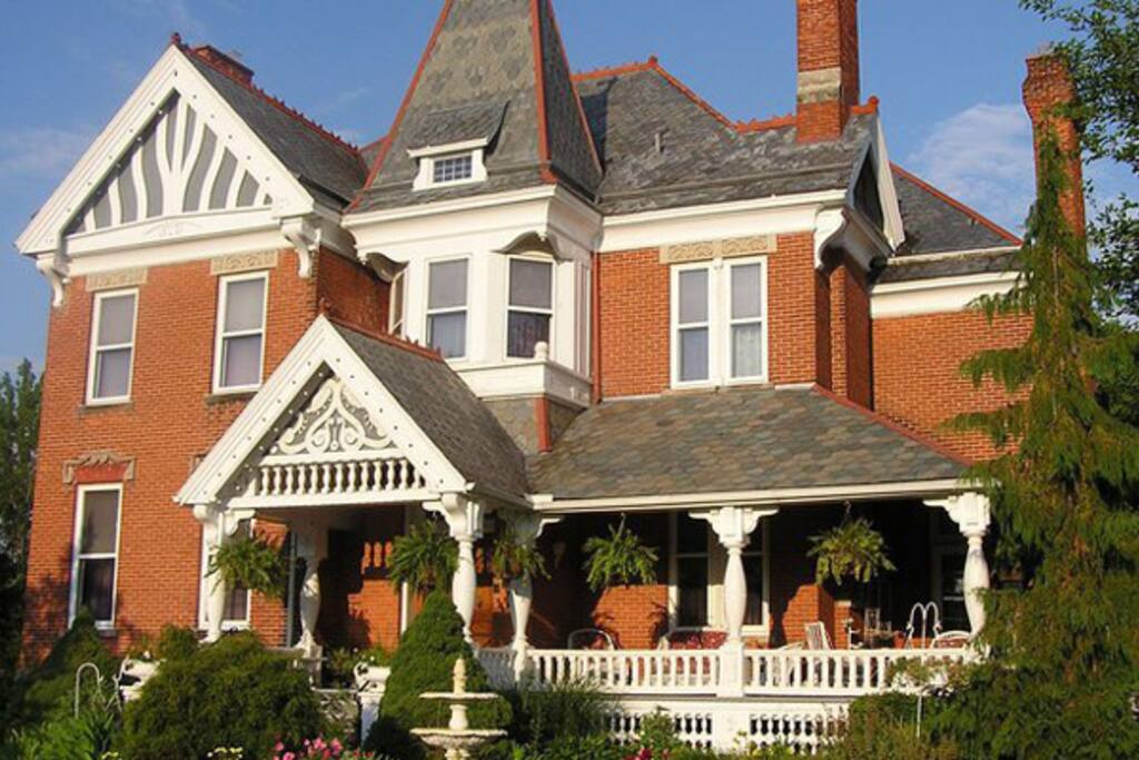 The Grand Kerr House