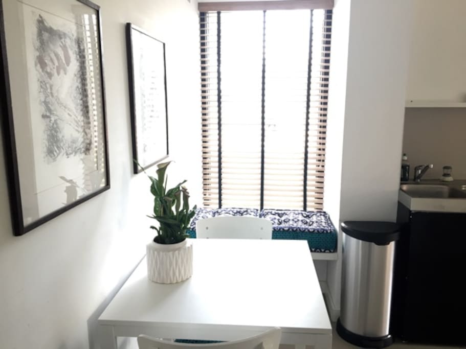 Kitchen table and cosy seat