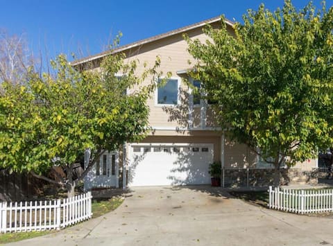 Pokerville Retreat in the Heart of Wine Country