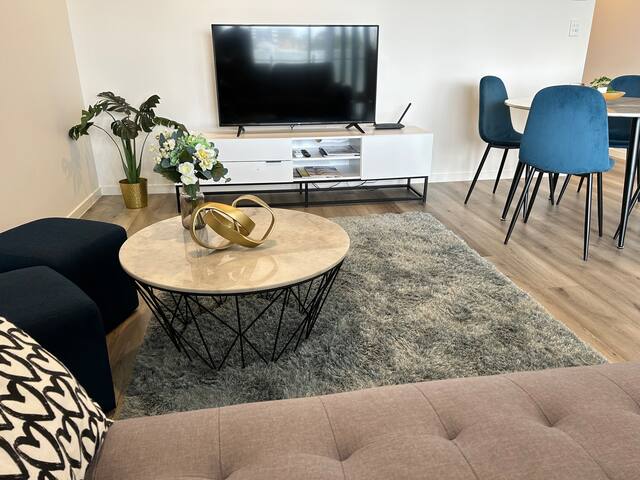 Sky Patio 2B2B Chermside_Wi-Fi gallery image 3