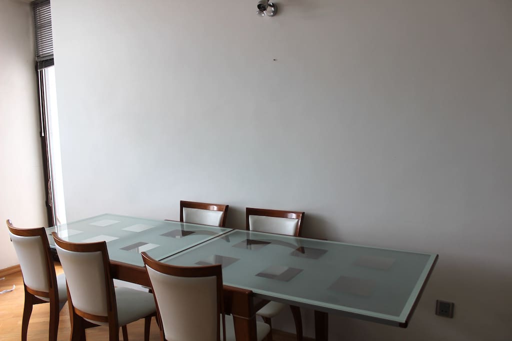 Kitchen table