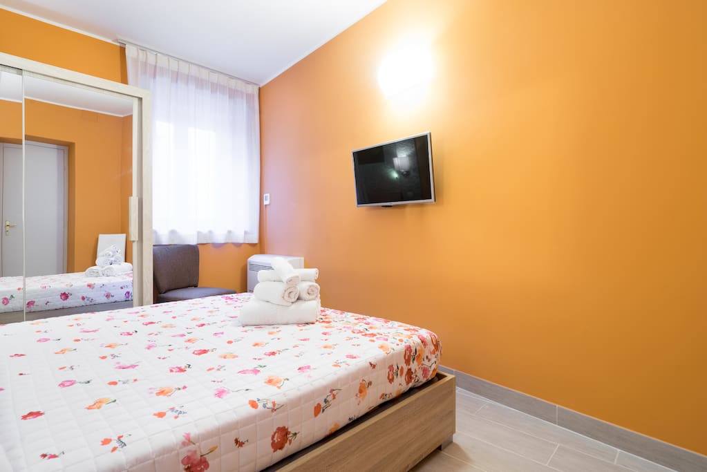Camera da letto / Bedroom / Wifi - Satellite Tv - Air conditioner