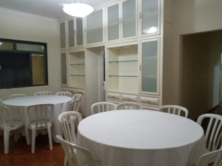 Casa Ampla, Proximo Ao Centershoping - Uberlândia