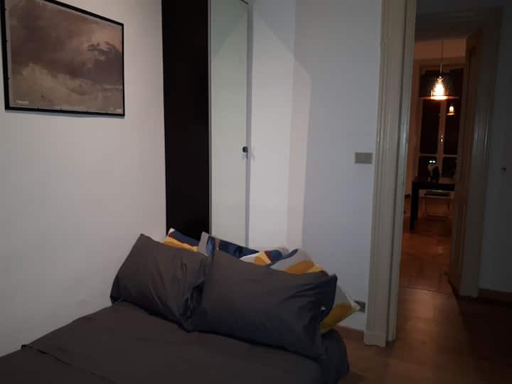 สตูดิโอพร้อมเตียงโซฟาแบบเปิด