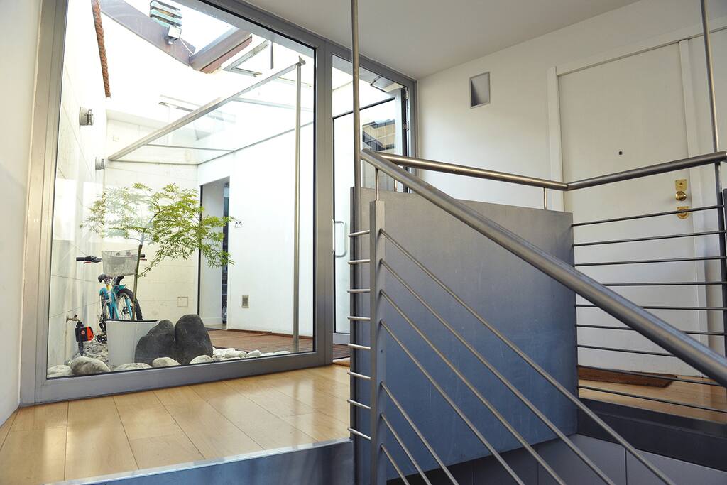 private entrance to a private court