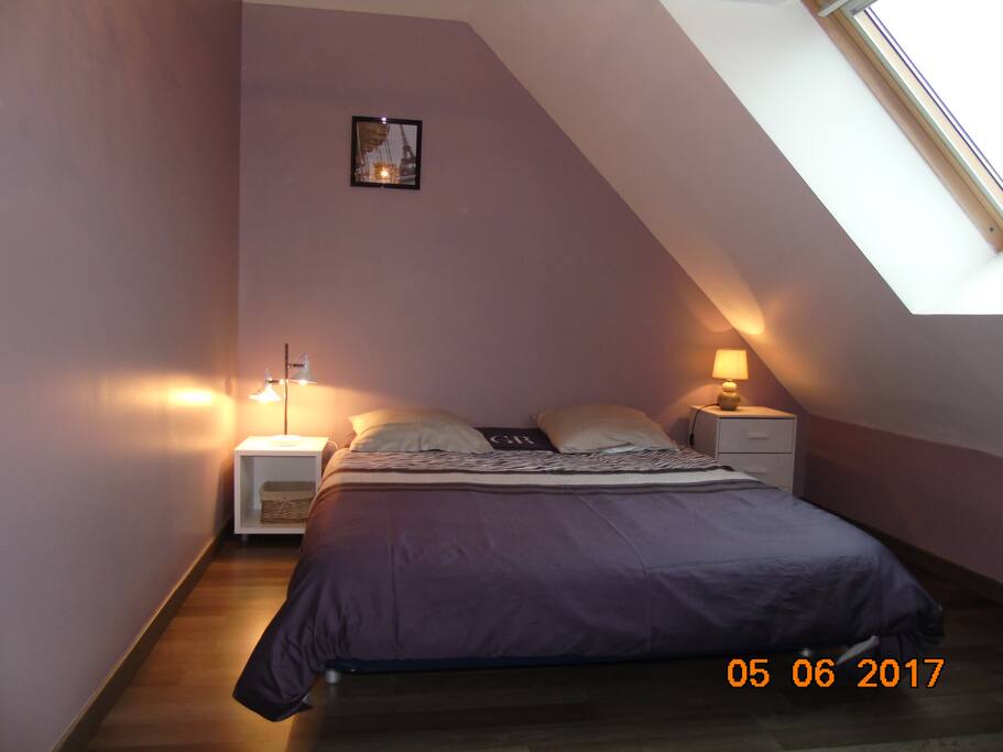 chambre n°1 (dite parentale auprès de la salle de bain)
