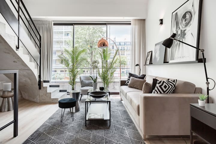 175 BLO - Paris managed Airbnb listing 1