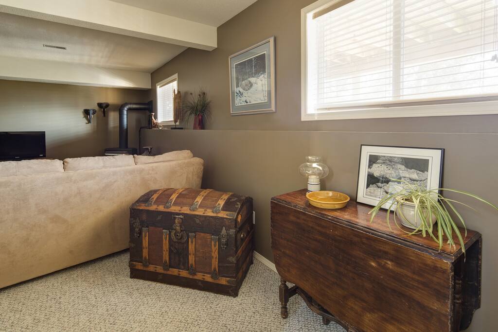 Entrance way to your private suite!