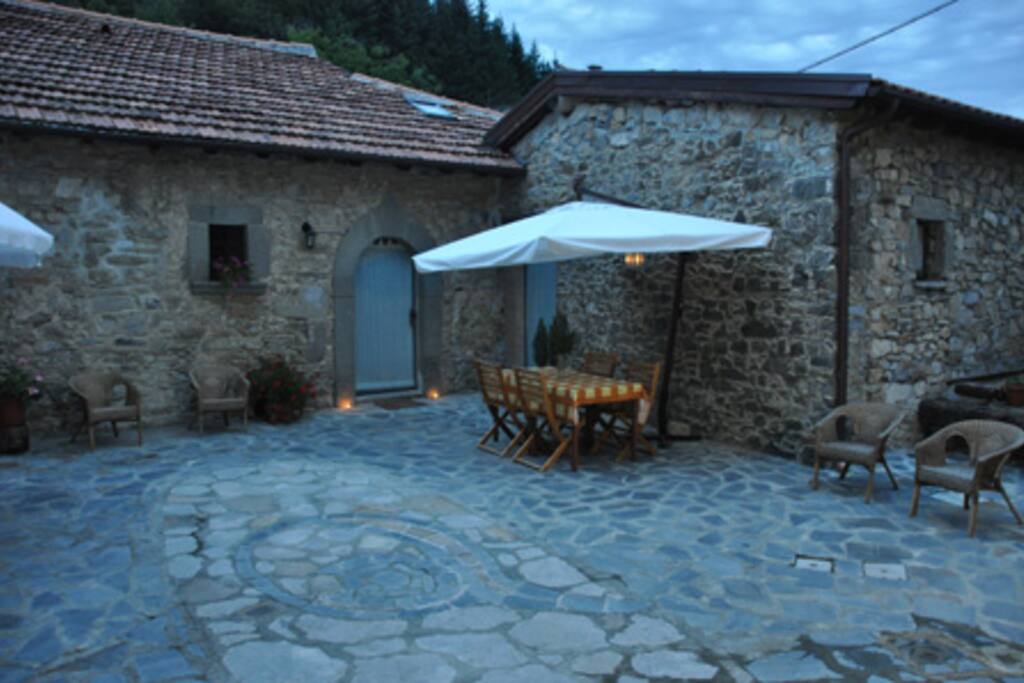 courtyard and room's entrance
