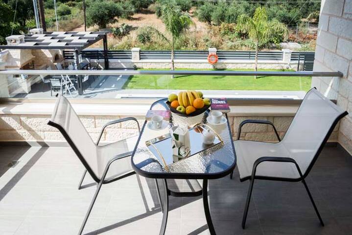 Villa Almyrida 200m from the beach gallery image 3