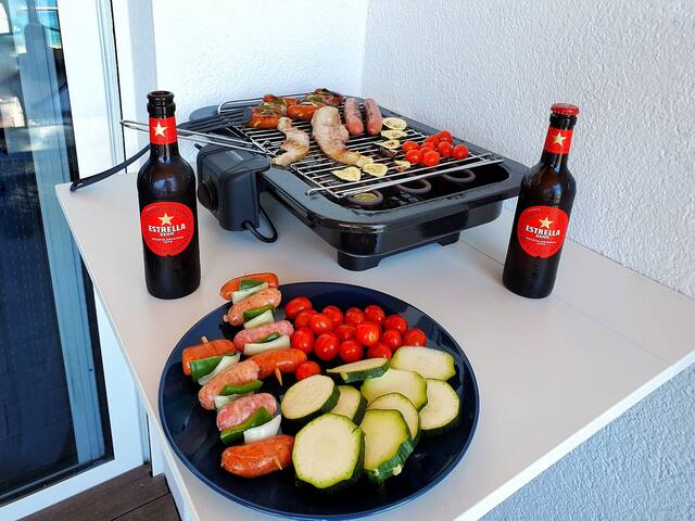 Ted’s seaview flat gallery image 3