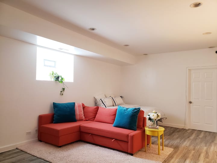 მისაღები ოთახი 2