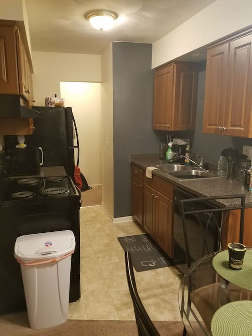 Full kitchen